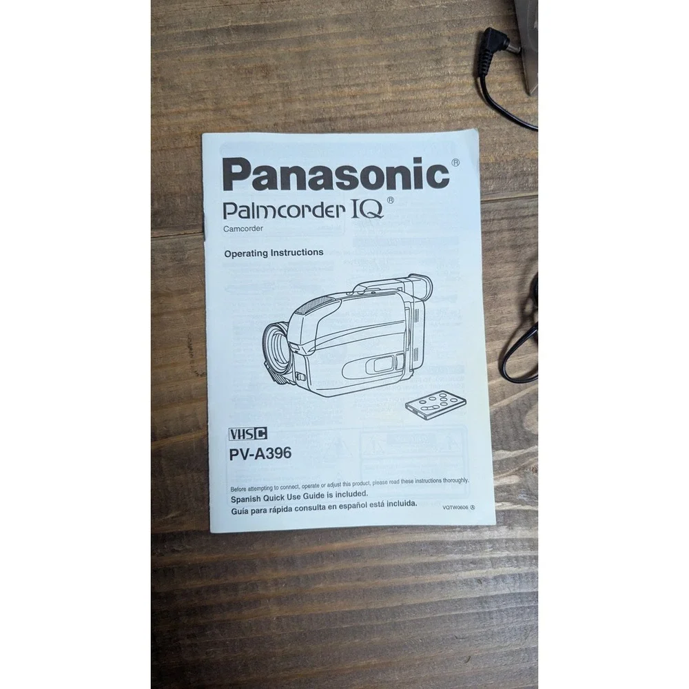 Panasonic Palmcorder IQ PV-A396D VHS-C Camcorder 16x Zoom Bundle with Bag‎ Tapes